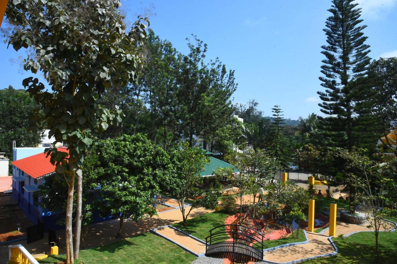 Fundera Aqua Stay Yelagiri Eksteriør bilde